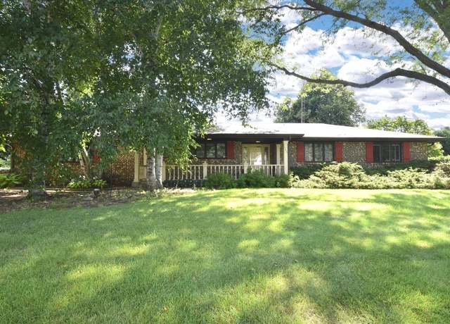 Property at 165 26th Ave, Racine, WI 53403, 3 beds, 2 baths