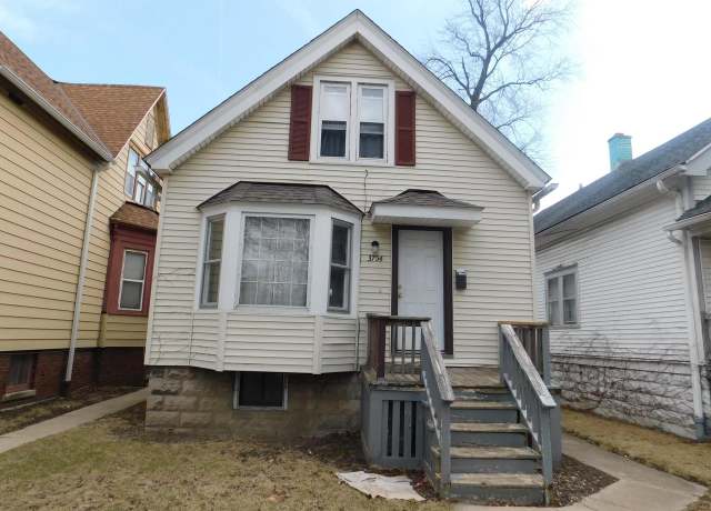 Property at 3754 N 6th St, Milwaukee, WI 53212, 3 beds, 1 bath