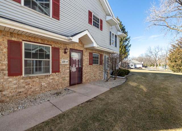 Property at 328 Kettle Moraine Drive North Dr #4, Slinger, WI 53086, 3 beds, 2 baths