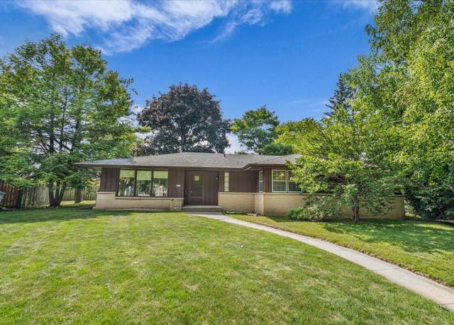 Property at 8630 W Peck Ct, Milwaukee, WI 53225, 3 beds, 3 baths