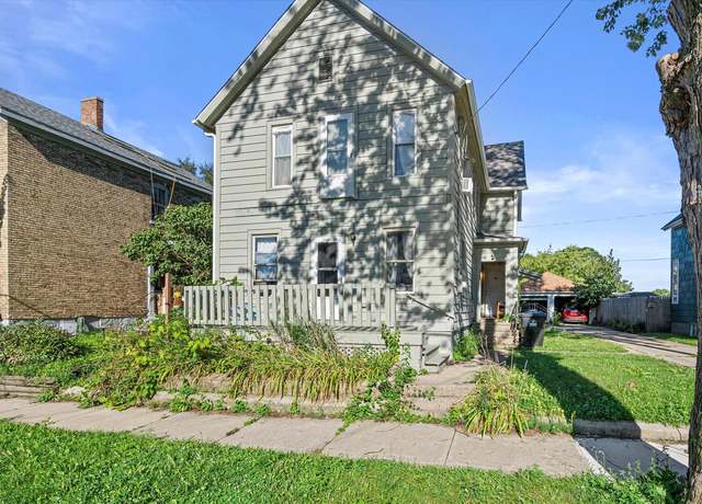 Property at 1217 Erie St, Racine, WI 53402, 6 beds, 2 baths