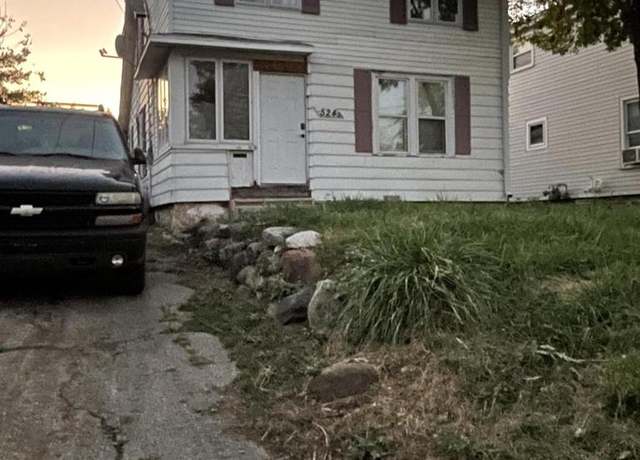 Property at 524 Memphis Ave, Madison, WI 53714, 3 beds, 2 baths