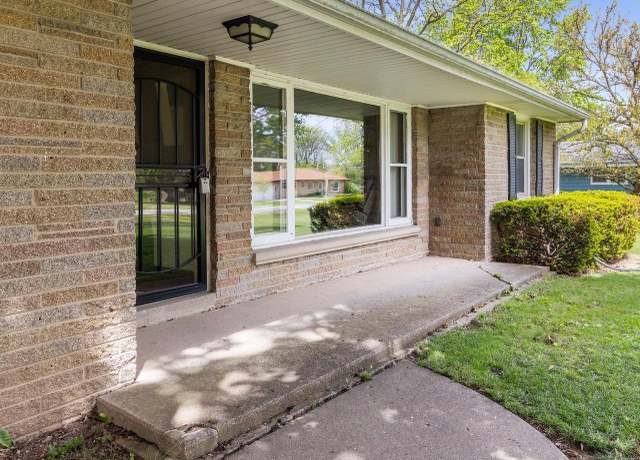 Property at 6043 N 118th St, Milwaukee, WI 53225, 3 beds, 2 baths