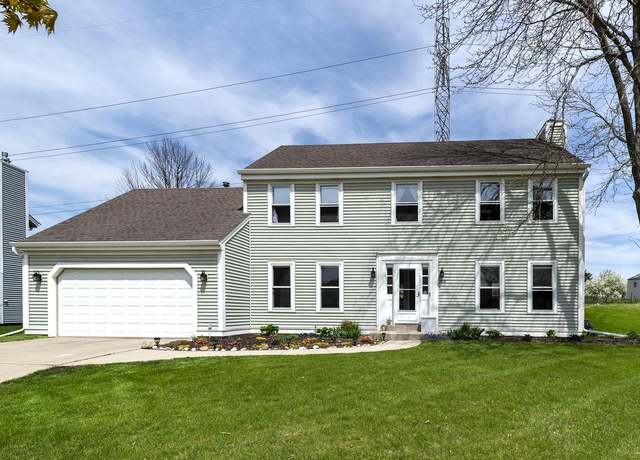 Property at 2018 Inverness Dr, Waukesha, WI 53186, 4 beds, 2.5 baths