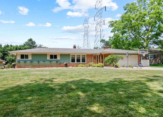 Property at 1407 N 119th St, Wauwatosa, WI 53226, 3 beds, 2.5 baths