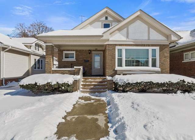 Property at 2021 Center St, Racine, WI 53403, 3 beds, 1 bath
