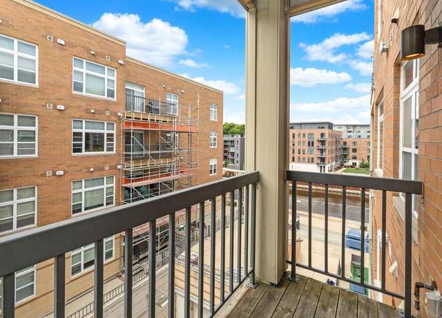 Property at 1925 N Water St #301, Milwaukee, WI 53202, 1 bed, 1 bath