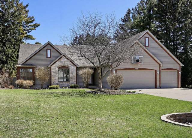 Property at 10063 64th Ave, Pleasant Prairie, WI 53158, 6 beds, 3 baths