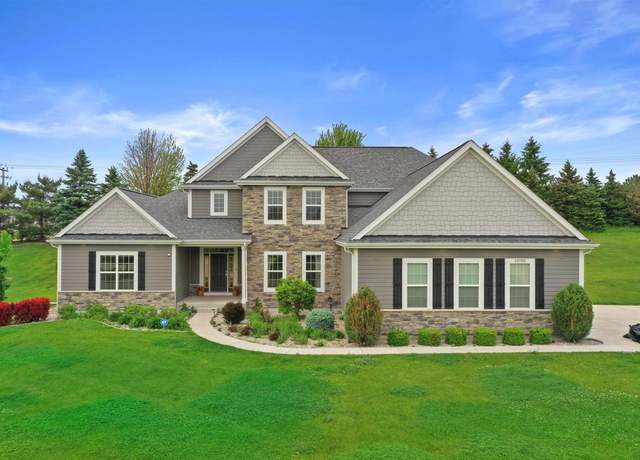 Property at 19750 Heron Pass, Brookfield, WI 53045, 5 beds, 4.5 baths