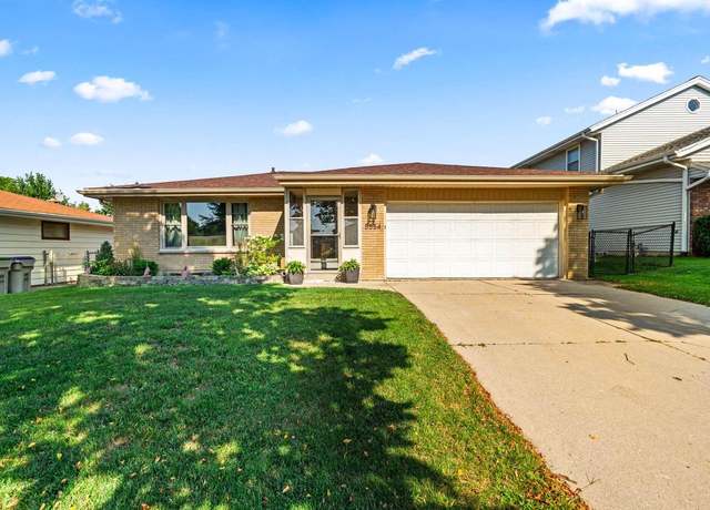 Property at 5554 S 25th St, Milwaukee, WI 53221, 4 beds, 1.5 baths