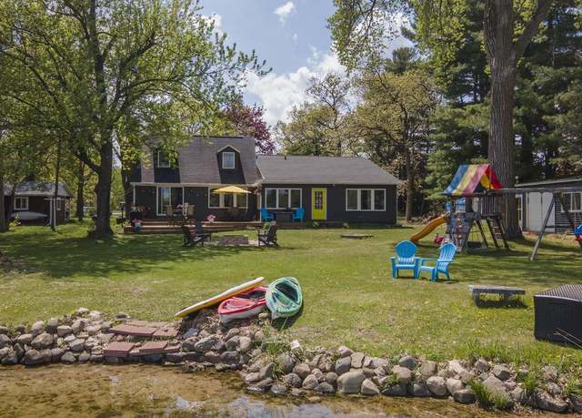 Property at W7660 State Road 21 And 73, Wautoma, WI 54982, 4 beds, 2 baths