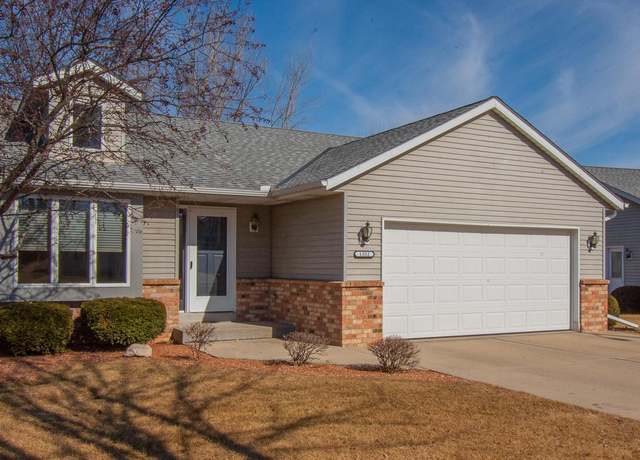 Property at 1552 Nature Trl, Hartford, WI 53027, 3 beds, 3 baths