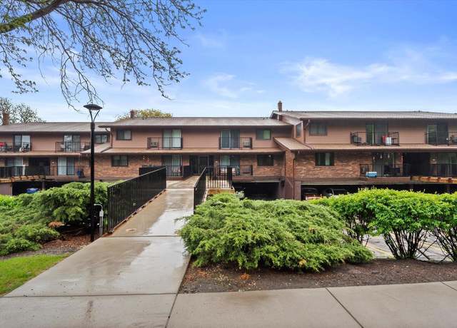 Property at 8540 W Waterford Ave #5, Greenfield, WI 53228, 1 bed, 1 bath