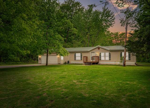Property at 62908 County Road B, Ferryville, WI 54628, 3 beds, 2 baths