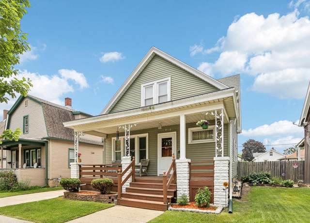 Property at 1512 Grove Ave, Racine, WI 53405, 3 beds, 1 bath