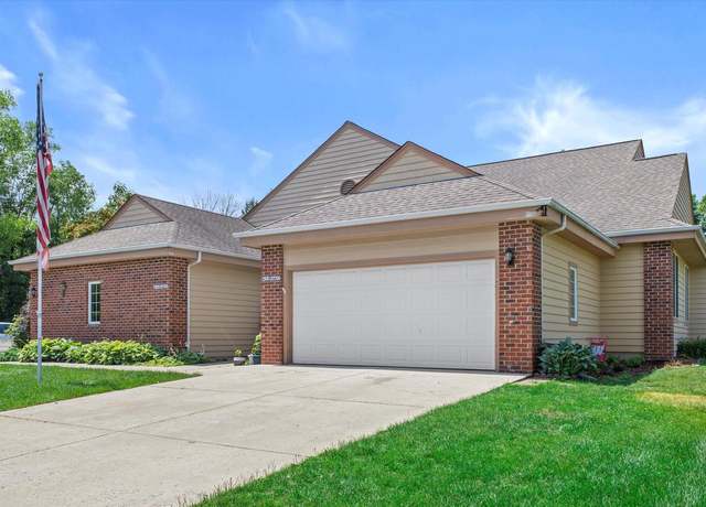Property at W159N4837 Graysland Dr, Menomonee Falls, WI 53051, 2 beds, 2 baths