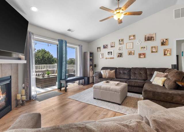 Property at 420 E Veterans Way #8, Mukwonago, WI 53149, 3 beds, 2 baths