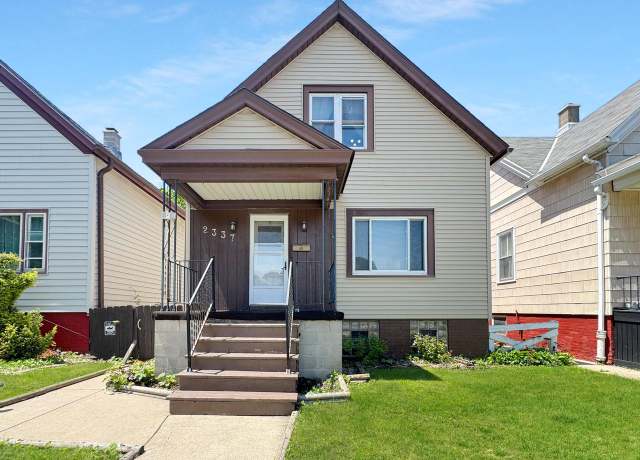 Property at 2337 S 33rd St, Milwaukee, WI 53215, 3 beds, 1 bath