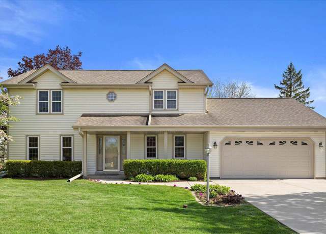 Property at S103W20677 Heather Ln, Muskego, WI 53150, 3 beds, 2.5 baths