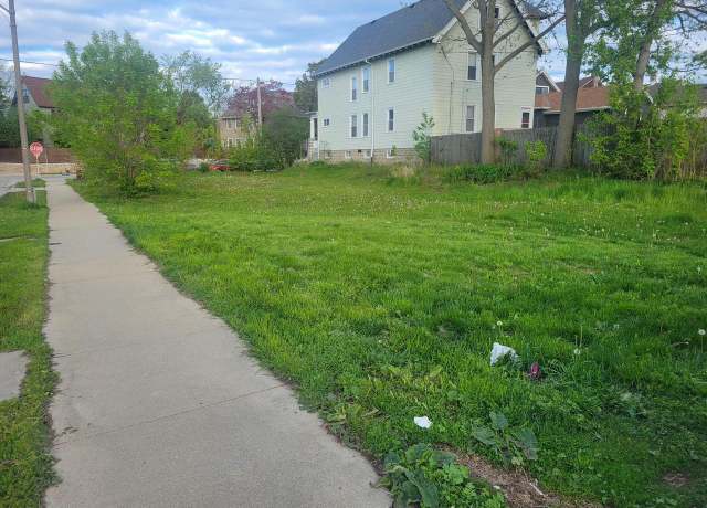 Property at 921 E Potter Ave #925, Milwaukee, WI 53207