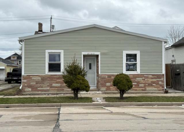 Property at 2143 Clark St, Mount Pleasant, WI 53403, 3 beds, 1.5 baths