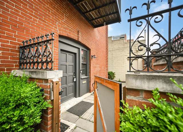 Property at 1442 N Franklin Pl #2, Milwaukee, WI 53202, 1 bed, 1 bath