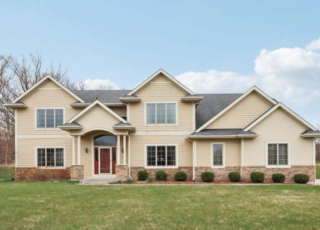 Property at 520 Golden Eagle Ct, Brookfield, WI 53045, 4 beds, 3 baths