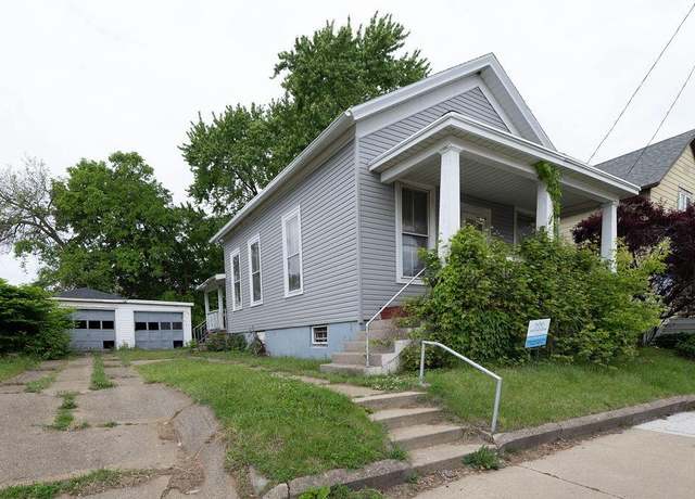 Property at 930 Marquette St, Racine, WI 53404, 2 beds, 1 bath