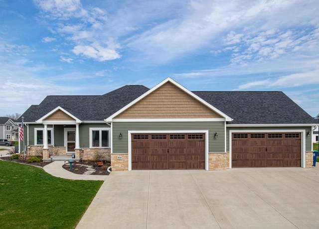 Property at 834 Evergreen Dr, Brownsville, WI 53006, 5 beds, 3.5 baths