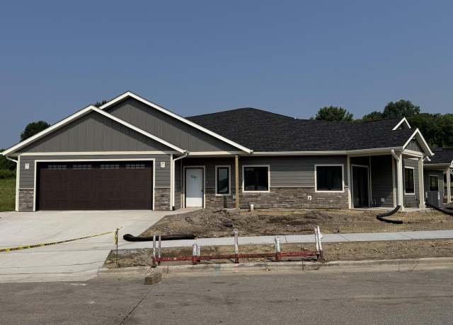 Property at 4001 Gabrielle Way, Onalaska, WI 54650, 3 beds, 2 baths