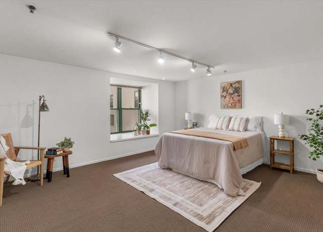 Property at 270 E Highland Ave #616, Milwaukee, WI 53202, 2 beds, 2 baths