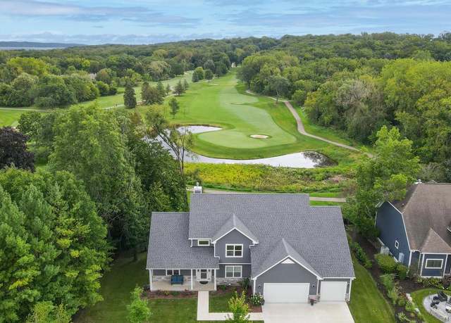 Property at 1504 Country Club Dr #1504, Fontana, WI 53125, 5 beds, 4.5 baths