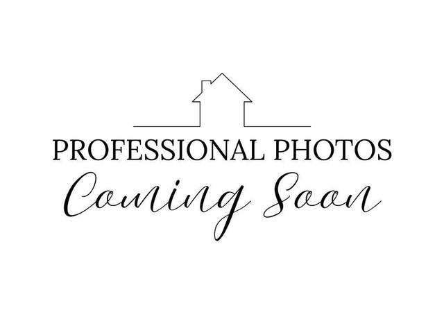 Property at 520 Windstone Dr #203, Hartland, WI 53029, 1 bed, 1 bath