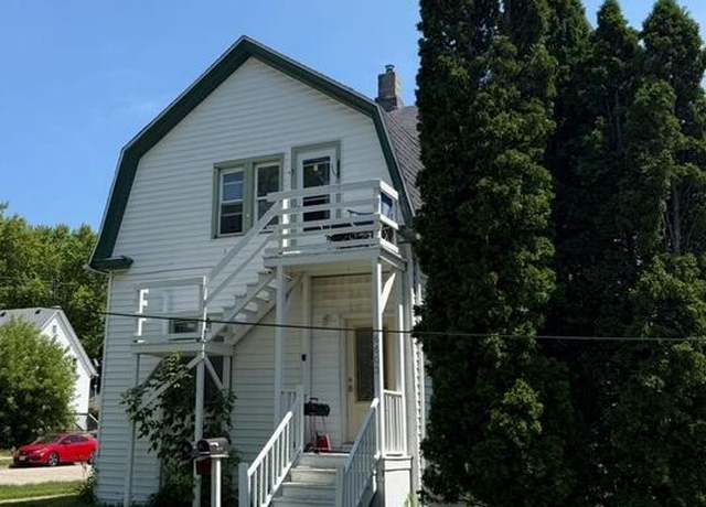 Property at 6603 23rd Ave, Kenosha, WI 53143, 4 beds, 2 baths