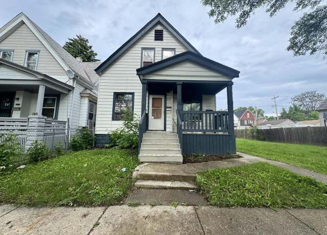Property at 2768 N 34th St, Milwaukee, WI 53210, 5 beds, 2 baths