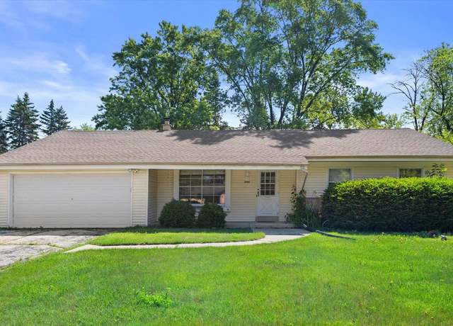 Property at 8666 N 62nd St, Brown Deer, WI 53223, 3 beds, 1.5 baths