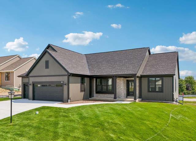 Property at 701 Panorama Dr, Waukesha, WI 53188, 3 beds, 2 baths