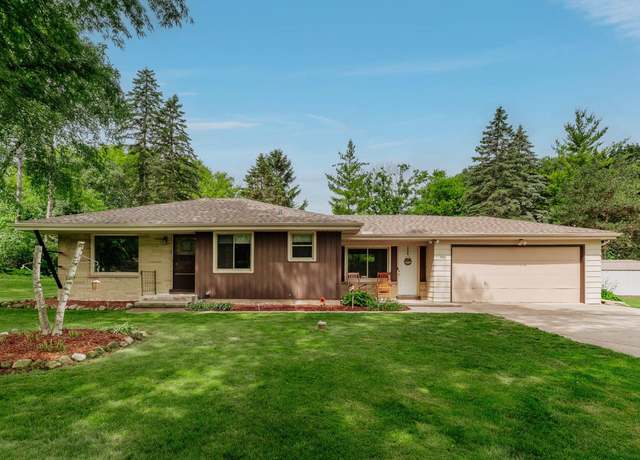 Property at 4645 N 161st St, Brookfield, WI 53005, 3 beds, 2 baths