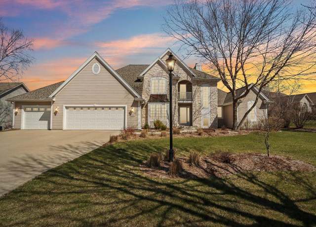 Property at 5248 W Princeton Dr, Franklin, WI 53132, 5 beds, 3.5 baths
