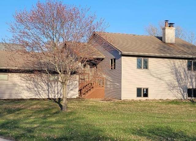 Property at 115 E Bay Shore St, Marinette, WI 54143, 3 beds, 3 baths