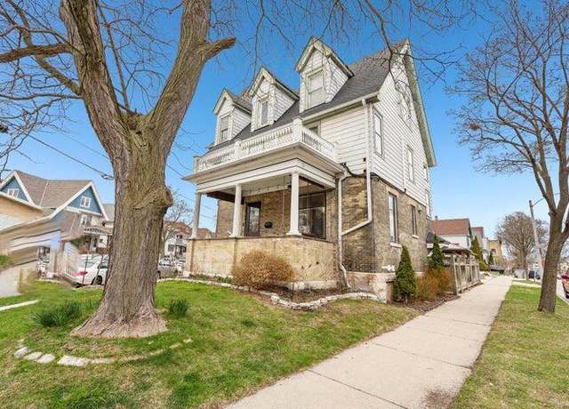 Property at 1900 N Cambridge Ave, Milwaukee, WI 53202, 5 beds, 2 baths