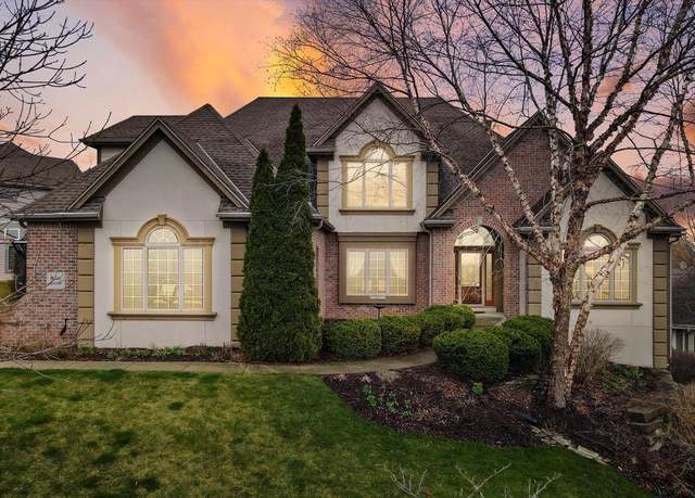 Property at W216N5210 Golfview Dr, Menomonee Falls, WI 53051, 5 beds, 3.5 baths