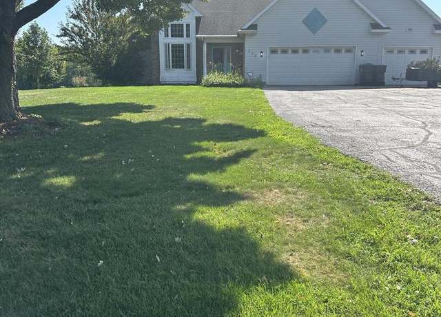Property at 978 Musky Ct, Medford, WI 54451, 5 beds, 3.5 baths