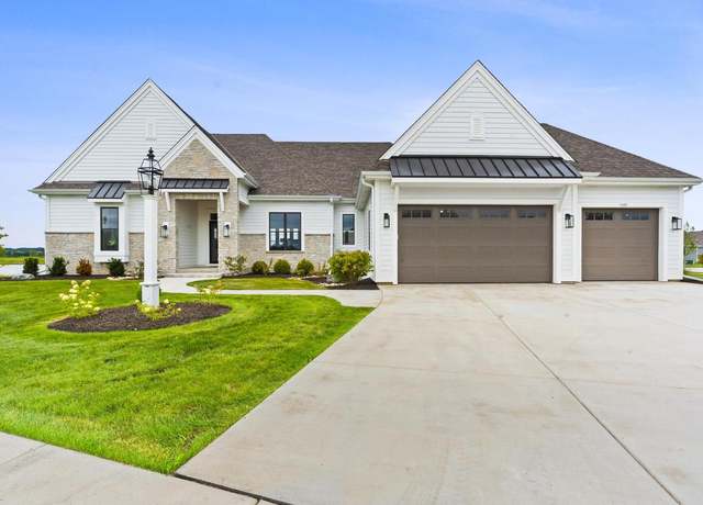 Property at 1600 Sauk Trl, Waukesha, WI 53189, 5 beds, 3.5 baths