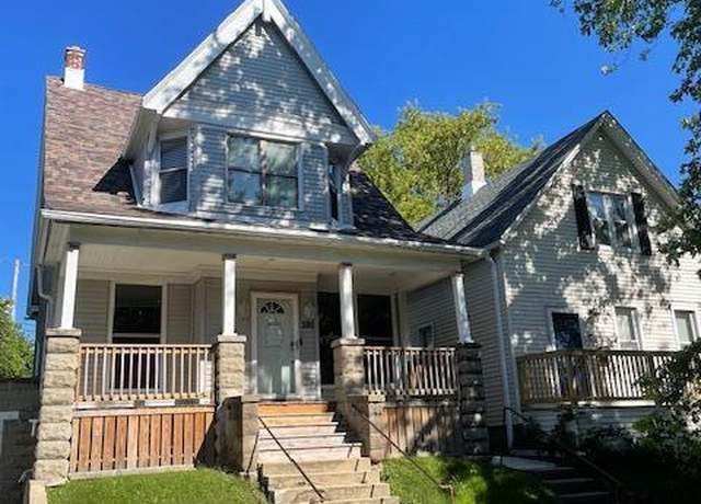 Property at 320 N 36th St, Milwaukee, WI 53208, 3 beds, 2.5 baths