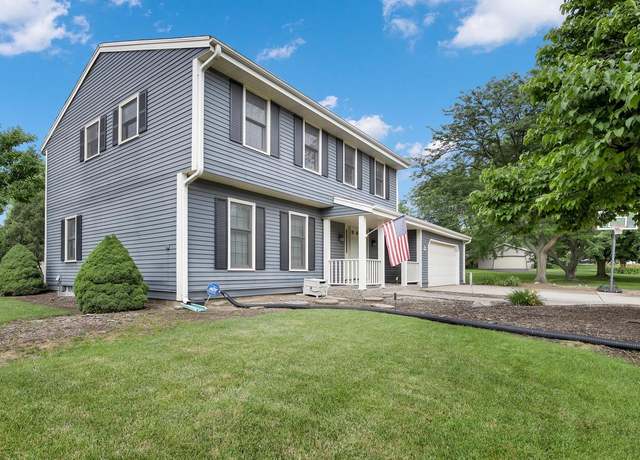 Property at N99W16610 Woodcock Rd, Germantown, WI 53022, 4 beds, 2.5 baths