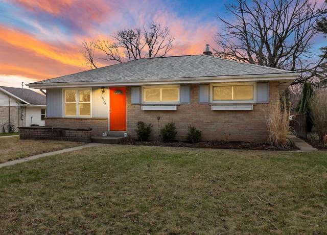 Property at 10529 W Garfield Ave, Wauwatosa, WI 53226, 3 beds, 2 baths