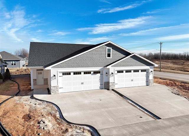 Property at 1903 Hidden Hollow Ln, Manitowoc, WI 54220, 2 beds, 2 baths
