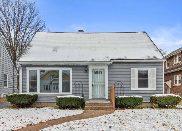 Property at 4625 N 24th Pl, Milwaukee, WI 53209, 4 beds, 2 baths