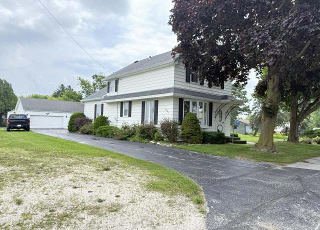 Property at 8623 Center Rd, Newton, WI 53063, 3 beds, 1 bath